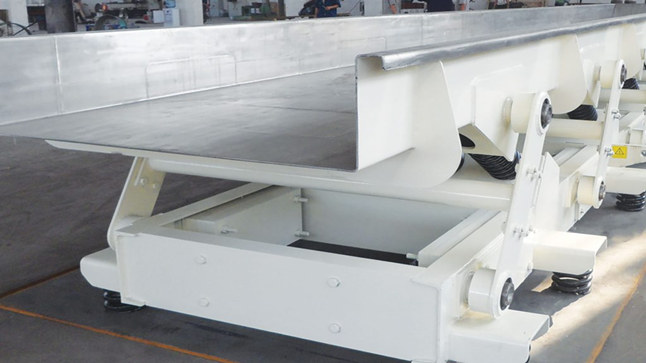 Two-Mass Resonance Balanced Vibratory Conveyor